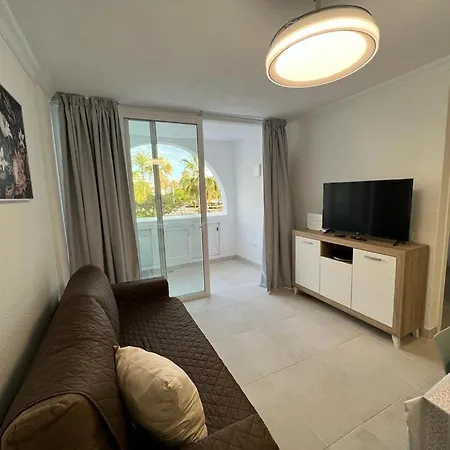 Playa De Americas-parque Santiago Ii Arona (Tenerife)