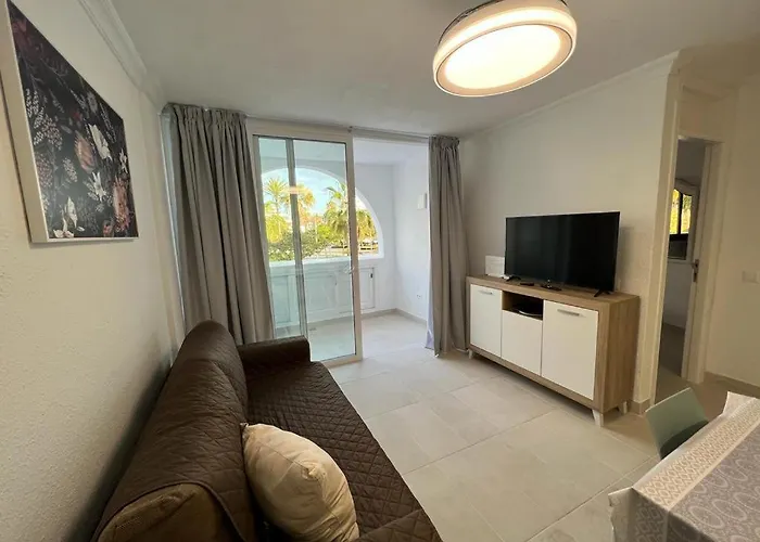 Playa De Americas-parque Santiago Ii Arona (Tenerife)